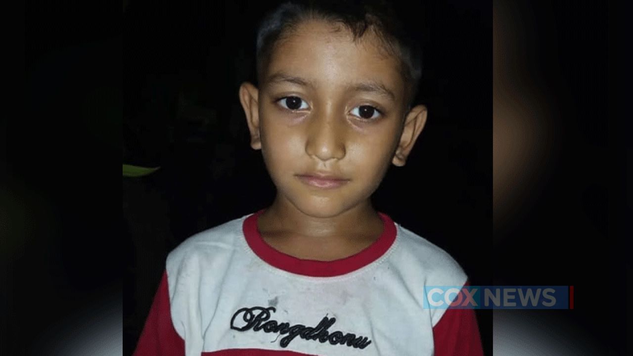 বাবাকে দেখে ছুটে আসার সময় নসিমনের নিচে পড়ে প্রাণ গেল ছেলের