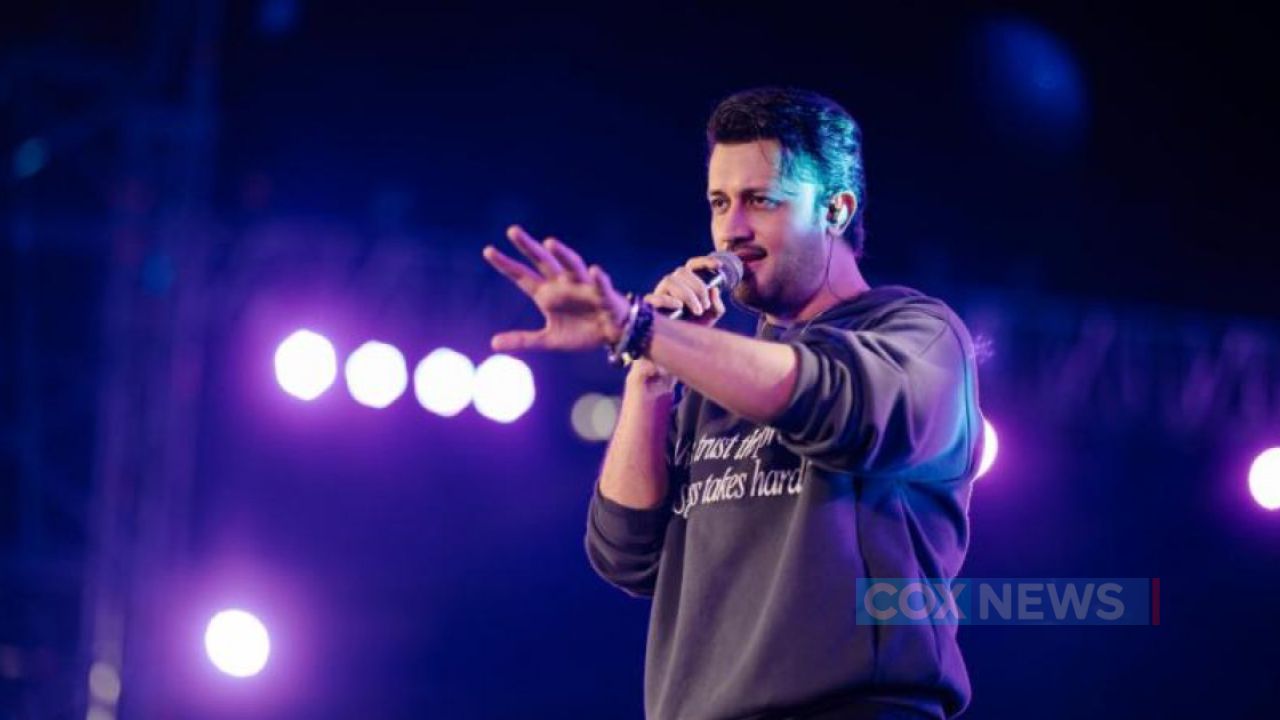 ঢাকায় পৌঁছেছেন আতিফ আসলাম, মঞ্চ মাতাবেন ২৪ জুলাই