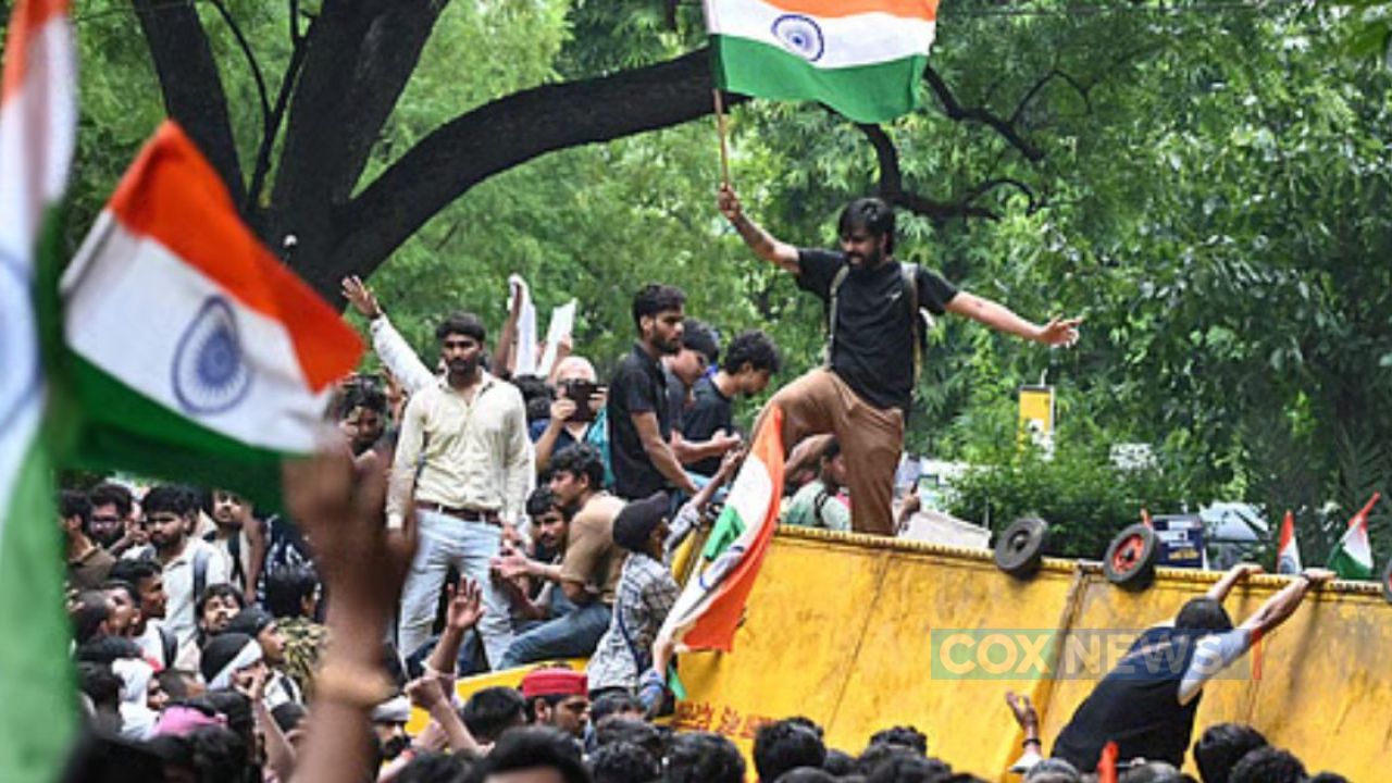 সারাদেশ থেকে বাস-ট্রেনে করে নতুন বিক্ষোভকারী যন্তর মন্তরে, নিরাপত্তা জোরদার
