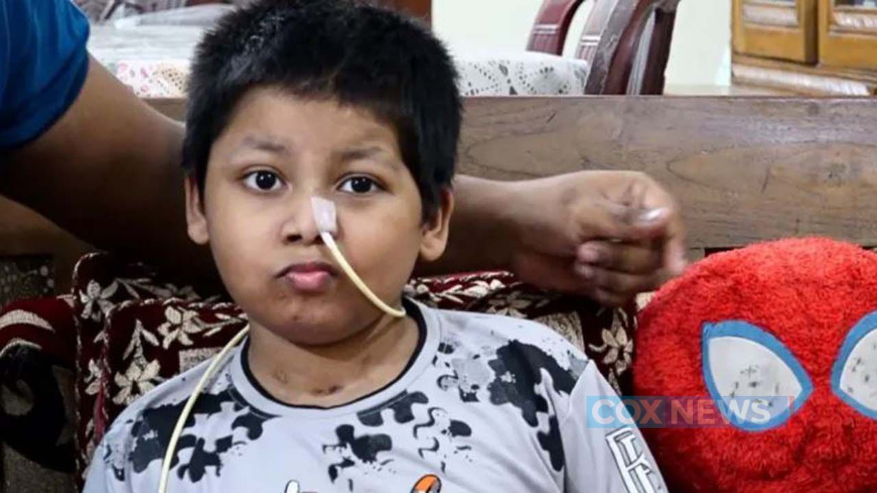 রামপুরায় নিজ বাড়ির গ্যারেজে থাকা অবস্থায় মাথায় গুলি লাগে ছোট্ট মুসার
