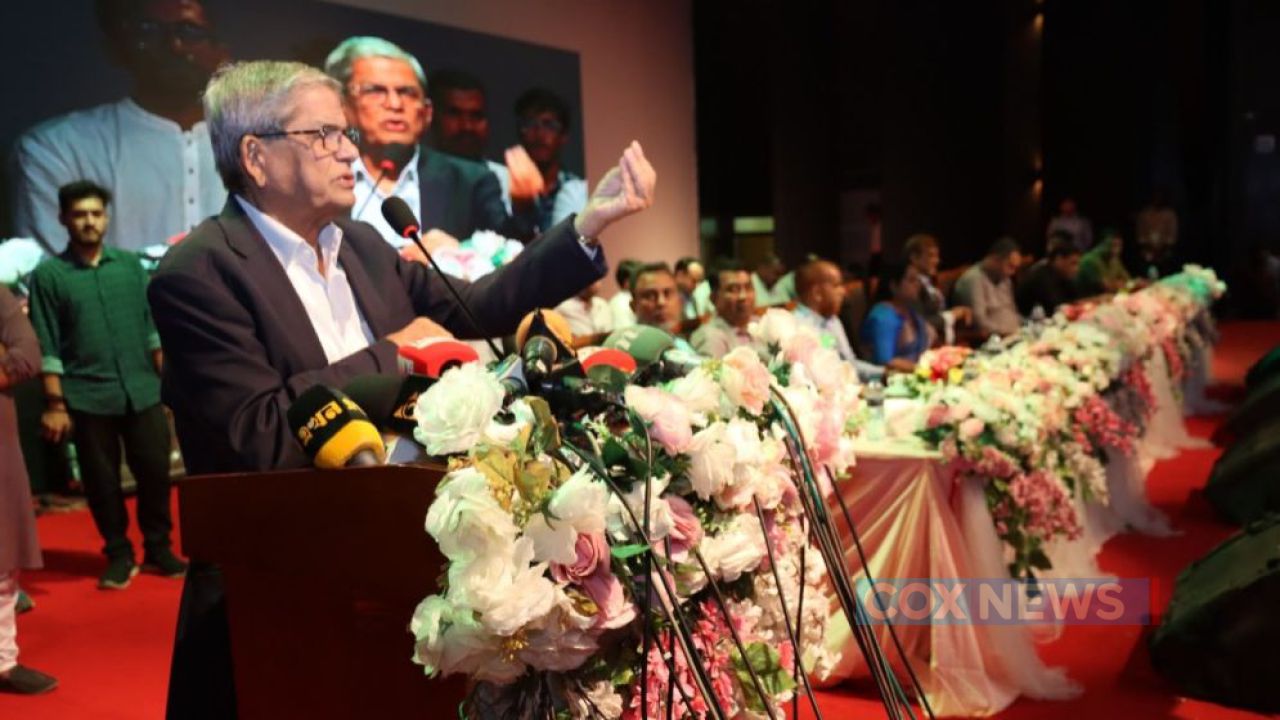 চাকরি না খুঁজে কর্মসংস্থান সৃষ্টিকারী হোন: মির্জা ফখরুল