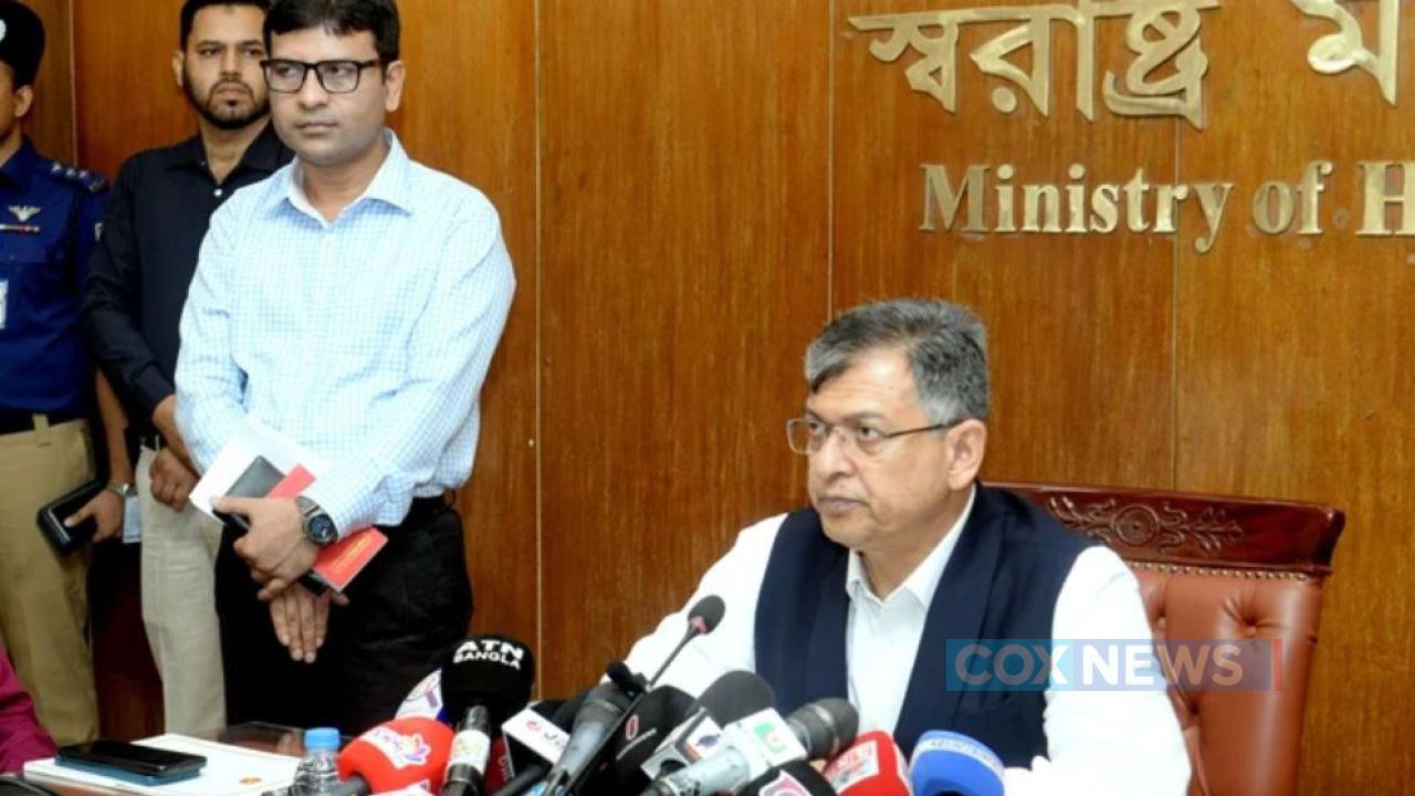 ‘পুরস্কার ও তিরস্কার’ নীতি অব্যাহত রাখার দৃঢ় প্রত্যয় স্বরাষ্ট্রমন্ত্রীর