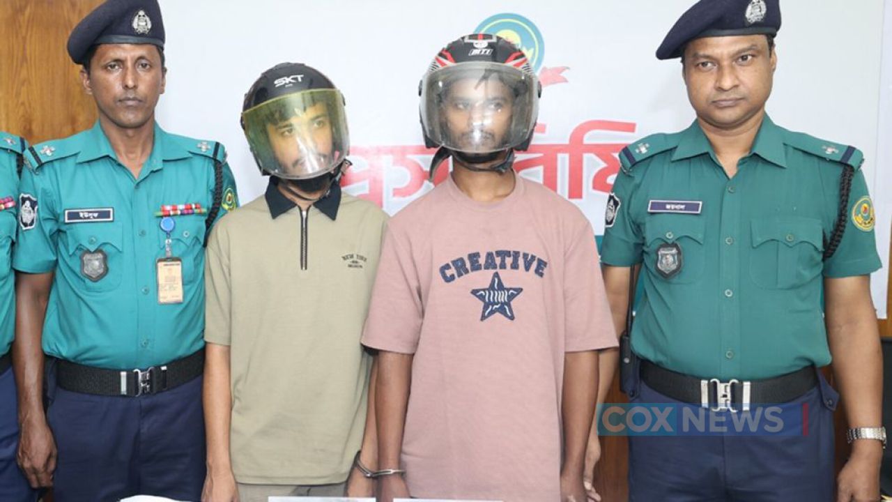২৪ মামলার আসামি আলমগীর ও ডেভিড ইমনের দুই সহযোগী গ্রেফতার