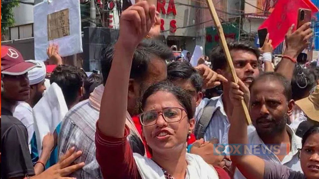 জেন-জি’র জাগরণে কাঁপছে ভারত: এবার কি মোদি সরকারের বিদায়ের পালা?