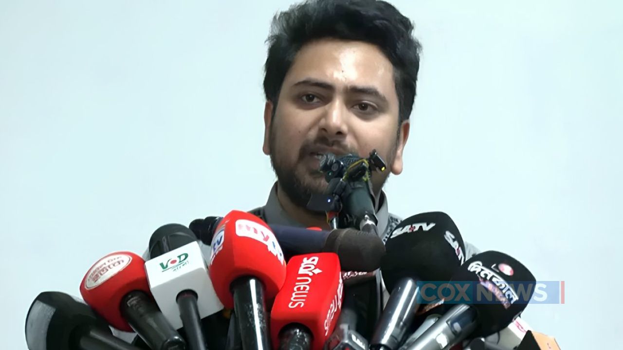 দেশের বর্তমান অর্থনৈতিক ও রাজনৈতিক পরিস্থিতিতে সবার ঐক্যবদ্ধ থাকা উচিত ছিল: নাহিদ ইসলাম