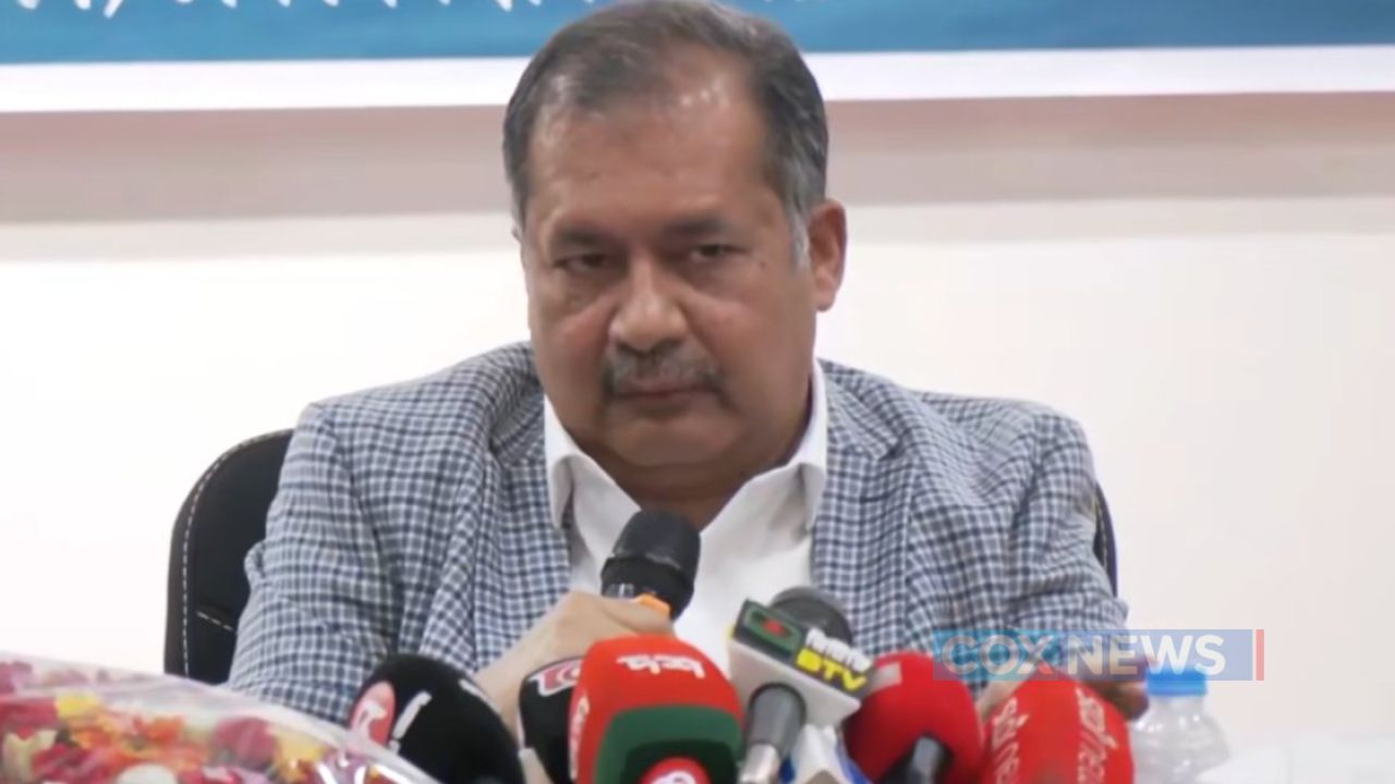 সরকারের সমালোচনা অপরাধ নয়, রাষ্ট্রের বিরুদ্ধে বক্তব্য অপরাধ: তথ্যমন্ত্রী