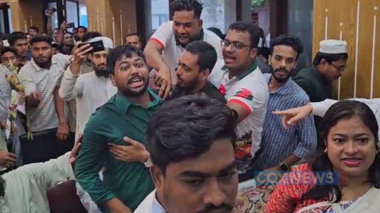 জুলাই গণঅভ্যুত্থান দিবসের অনুষ্ঠানে হট্টগোল